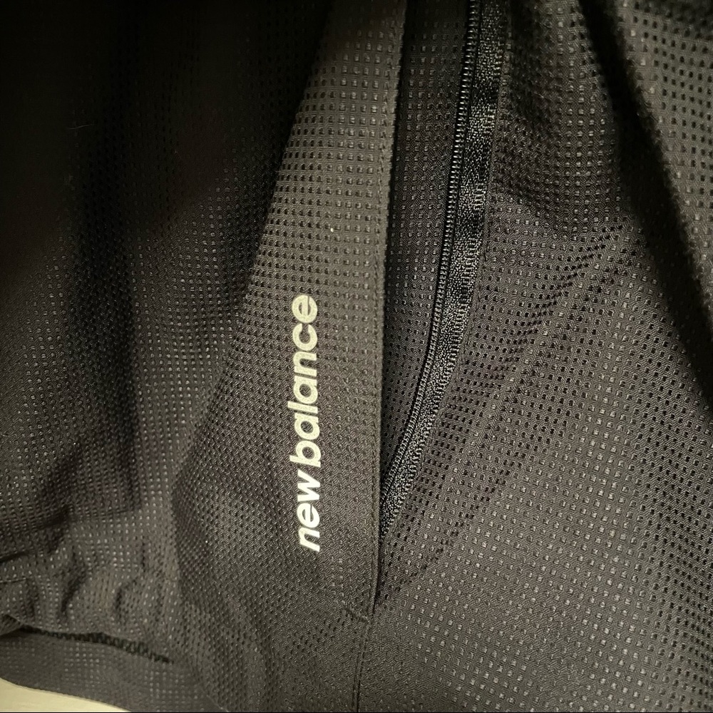 NEW BALANCE Black Windbreaker - Picture 3 of 8